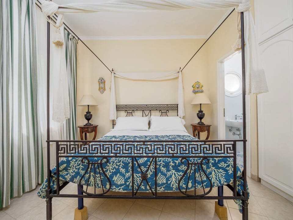Panoramic House, City View | Blackout drapes, iron/ironing board, WiFi (free)