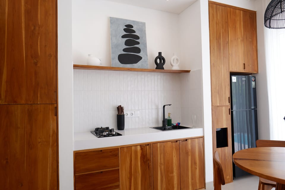Comfort Villa, 2 Bedrooms, Pool View | Private kitchen