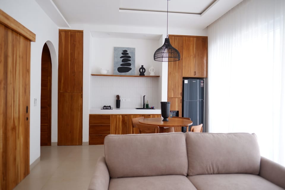Comfort Villa, 2 Bedrooms, Pool View | Living area