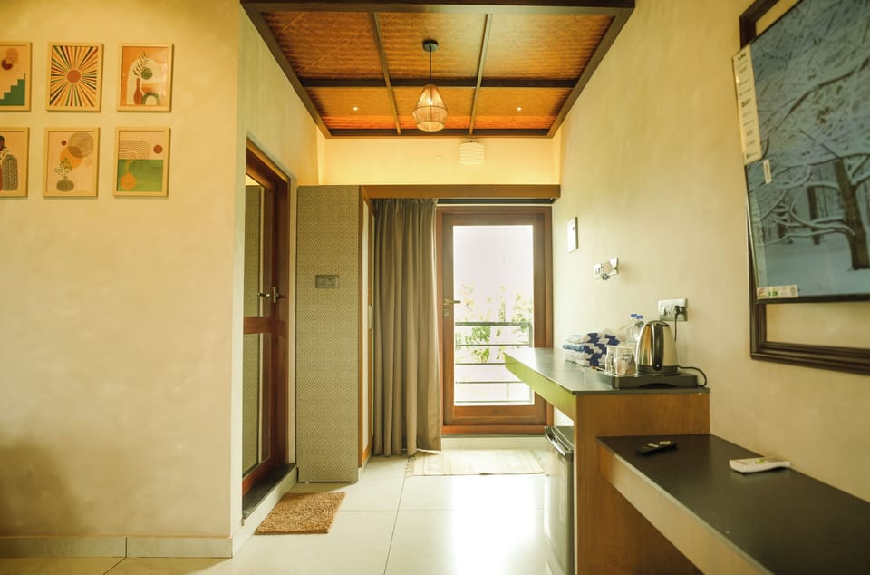 Sun and Sand Balcony room | Premium bedding, WiFi (free), individually furnished, bed sheets