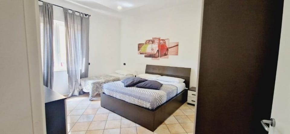 Comfort Apartment | Iron/ironing board, WiFi (free), bed sheets