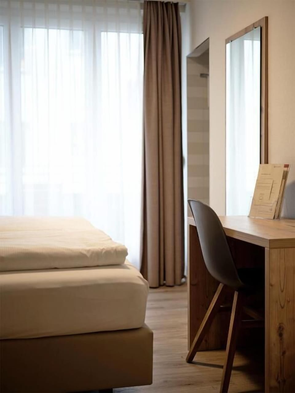 Basic Double Room | In-room safe, desk, laptop workspace, blackout drapes