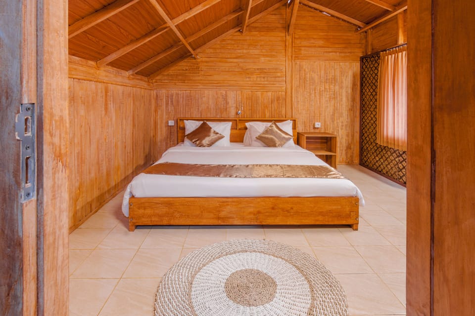 Standard Double Room, Garden View | Free WiFi