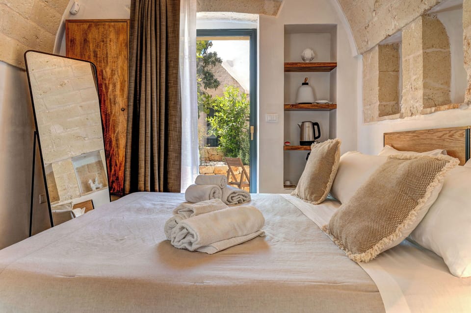 Deluxe Room, Garden View | Free WiFi