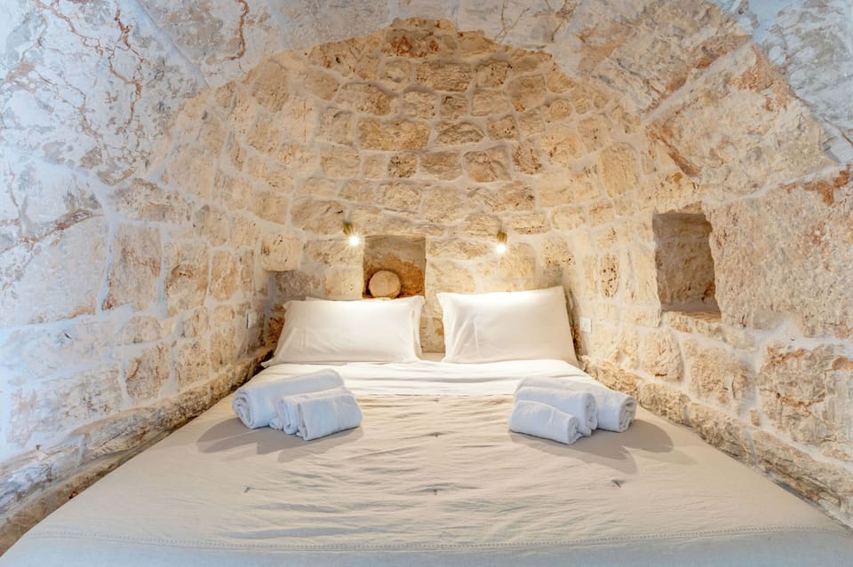 Classic Room, Garden View | Free WiFi