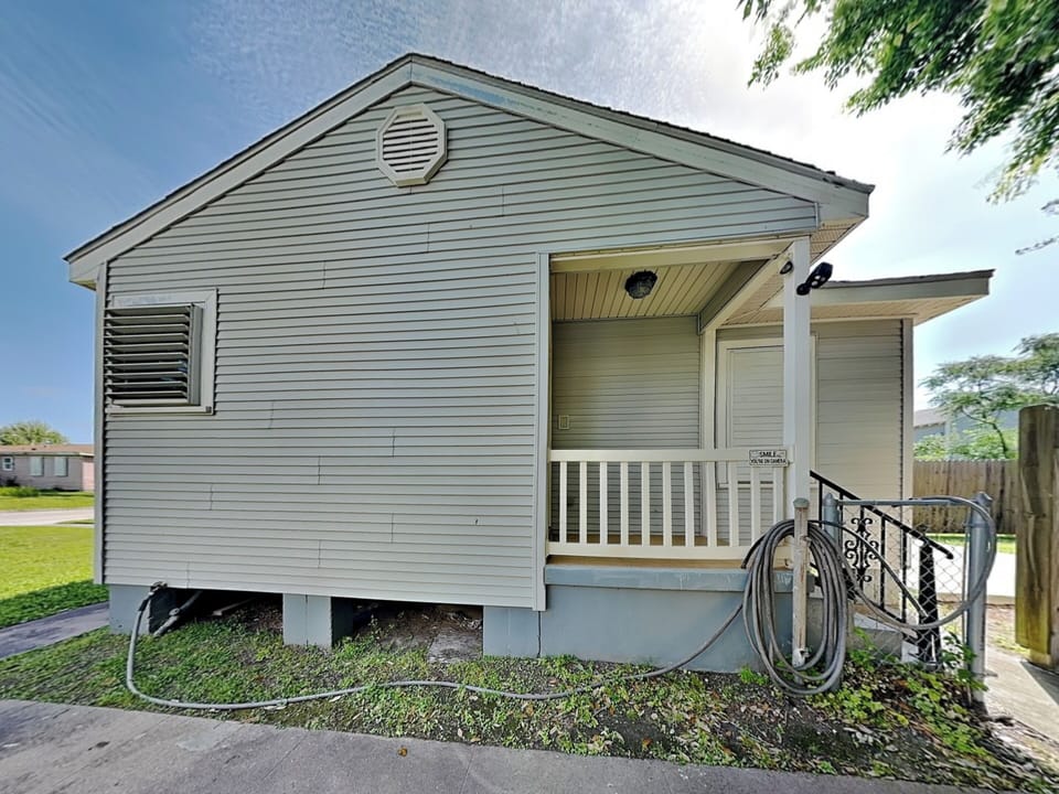 House (2 Bedrooms) | Property amenity
