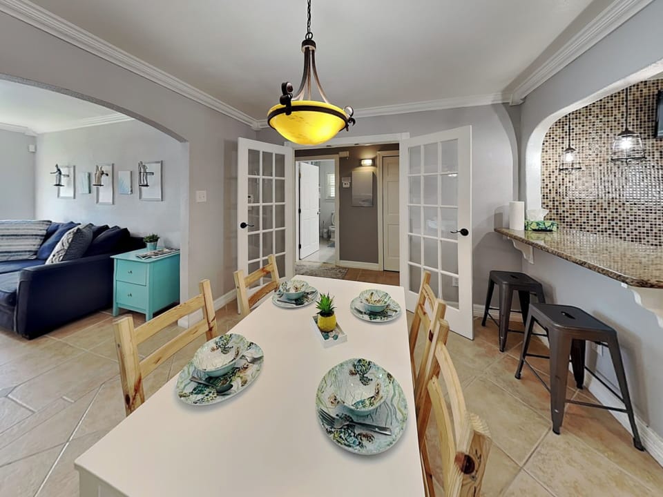 House (2 Bedrooms) | Property amenity