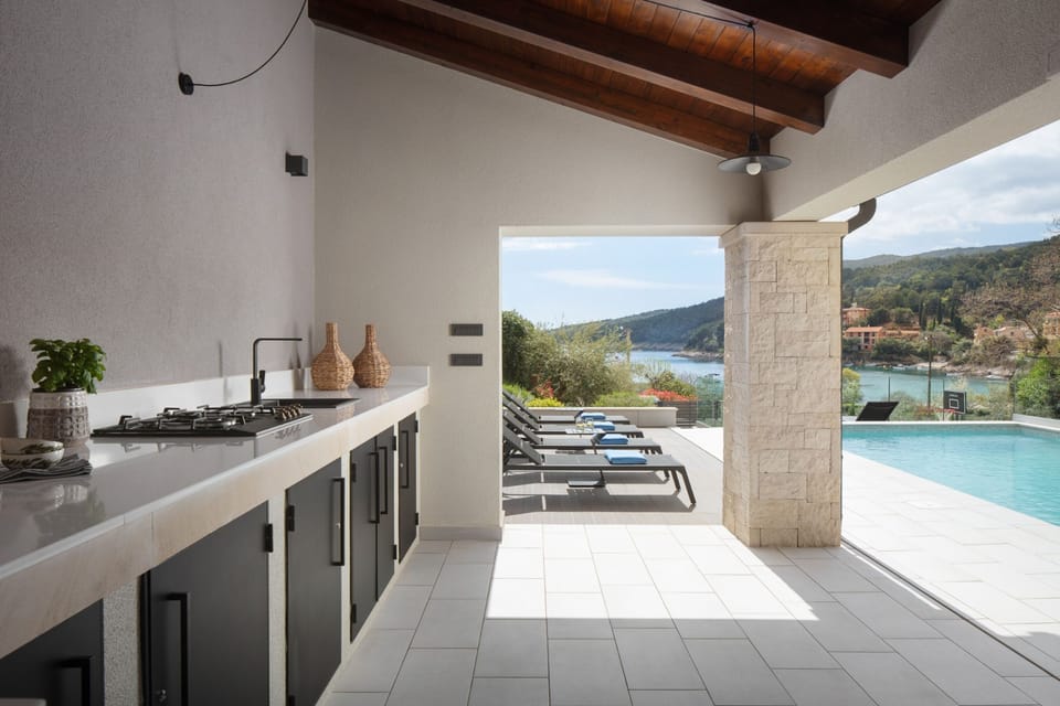 Family Villa, 5 Bedrooms, Balcony, Sea Facing (Villa Valmata Adriatic Pearl /w Pool) | Pool | Seasonal outdoor pool