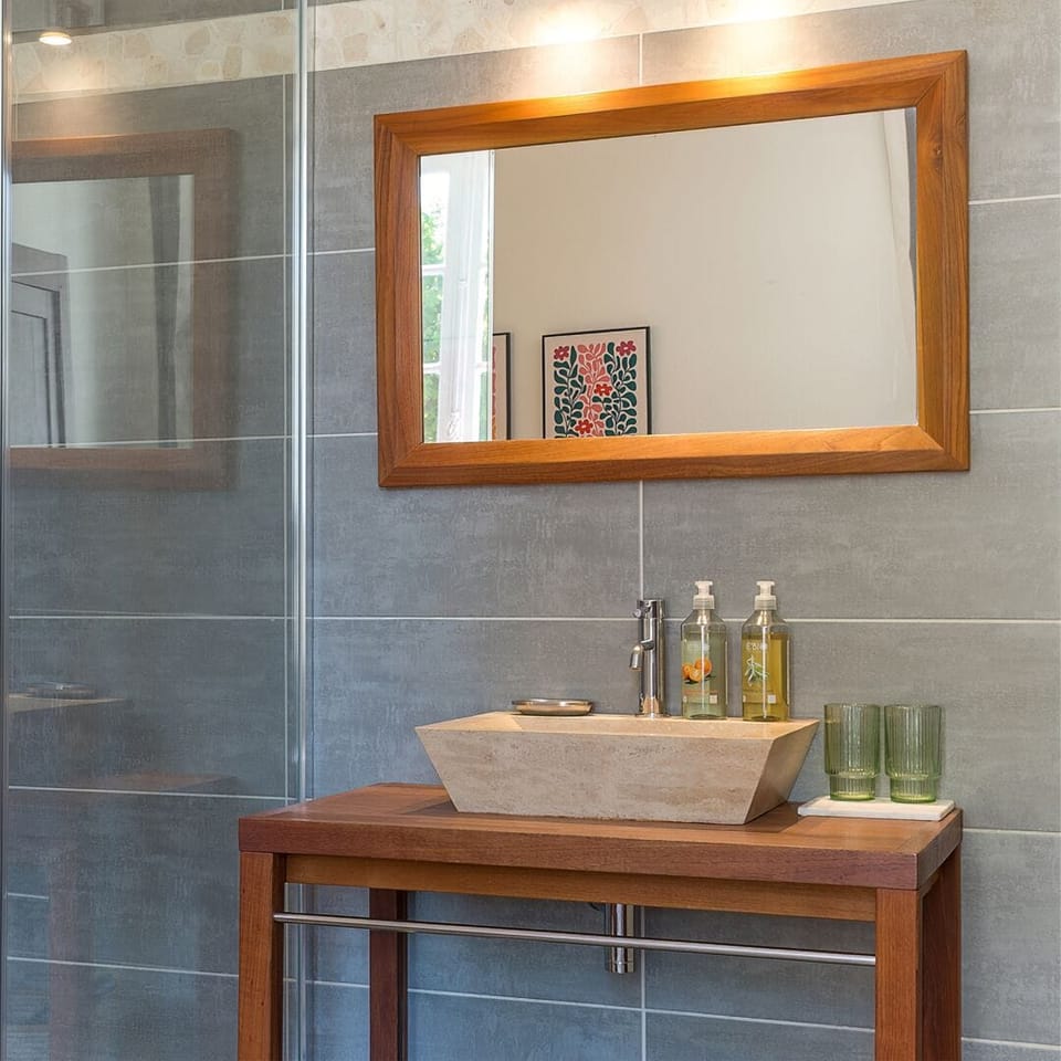 Comfort Double Room, Garden Area | Bathroom | Shower, towels, soap, shampoo