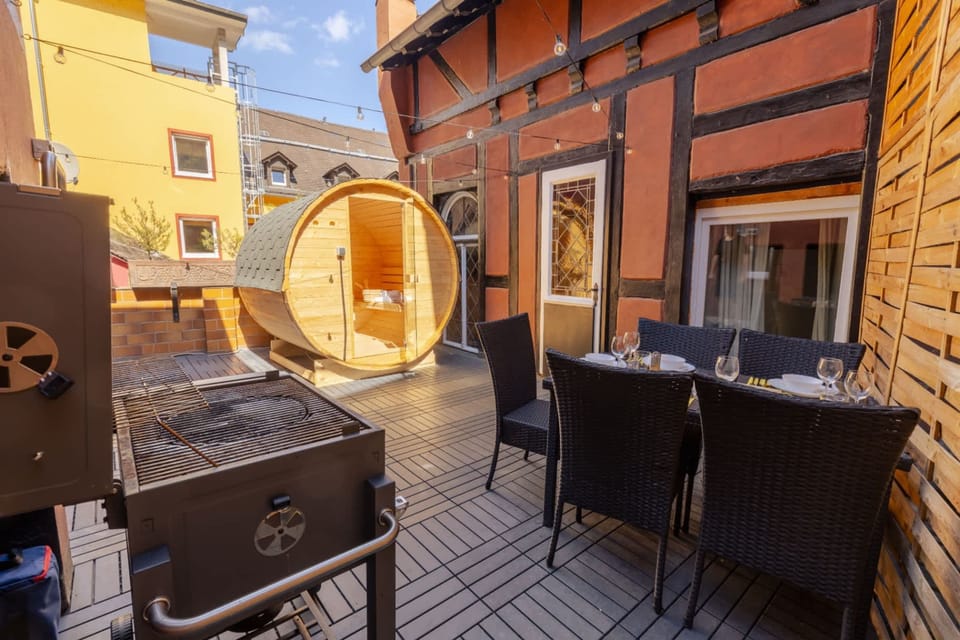 House | 12 bedrooms, Internet