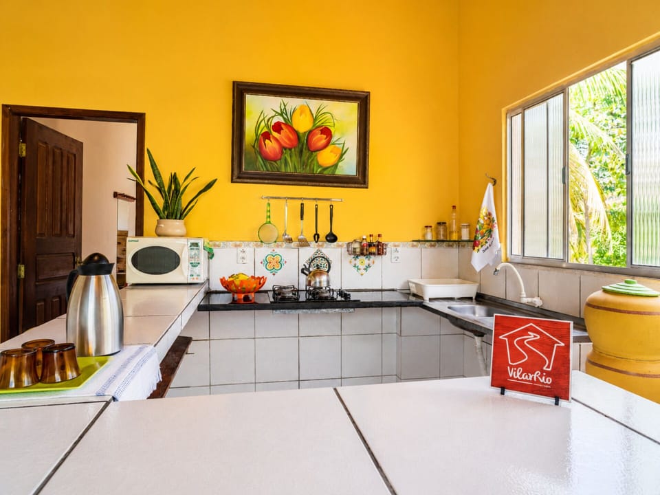 Premium House, Lake View | Private kitchen | Fridge, microwave, cookware/dishes/utensils, dining table
