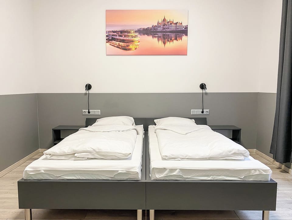 Comfort Double Room | In-room safe, blackout drapes, free WiFi