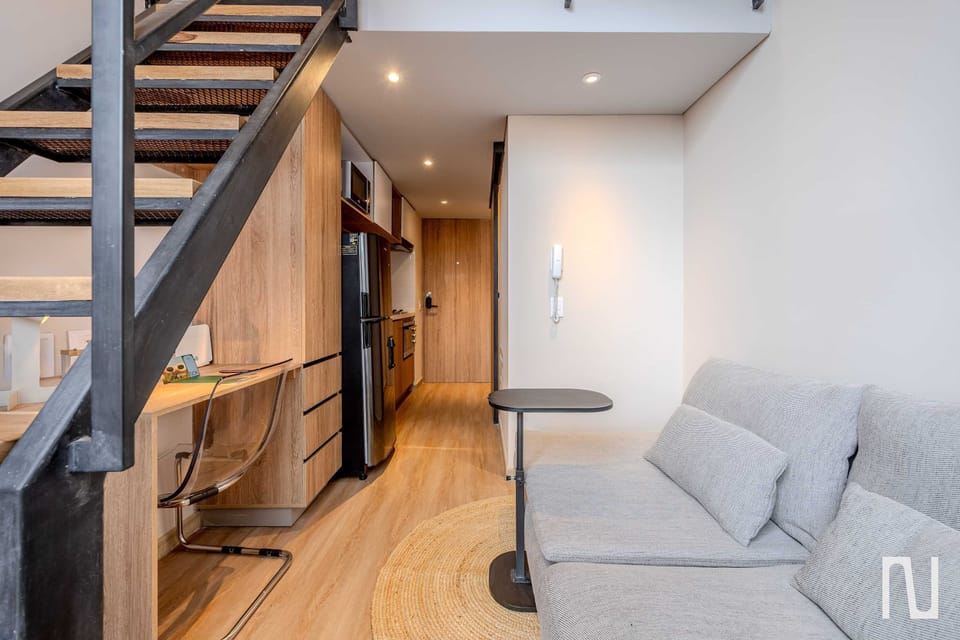 Apartment, 1 Queen Bed, Balcony, City View (Vivo52 611) | Living area