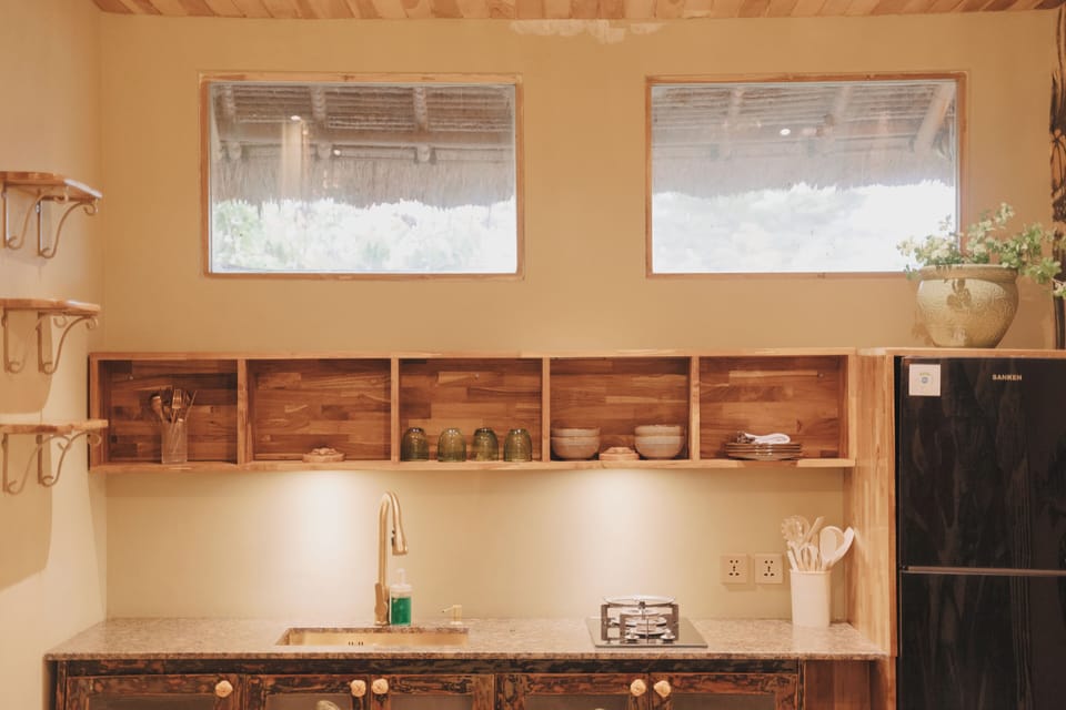 Deluxe Apartment, 2 Bedrooms | Private kitchen | Mini-fridge, stovetop, cookware/dishes/utensils