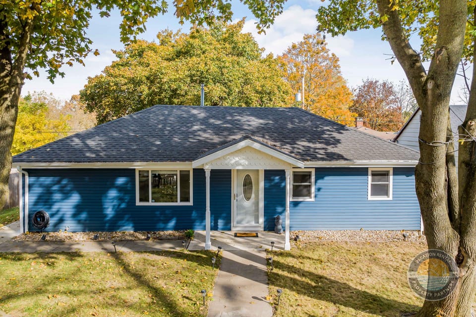 House (3 Bedrooms) | Front of property