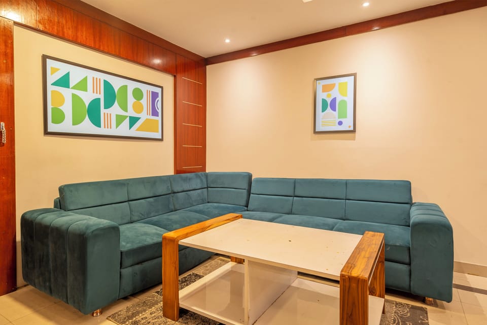 Premium Double Room | Desk, iron/ironing board