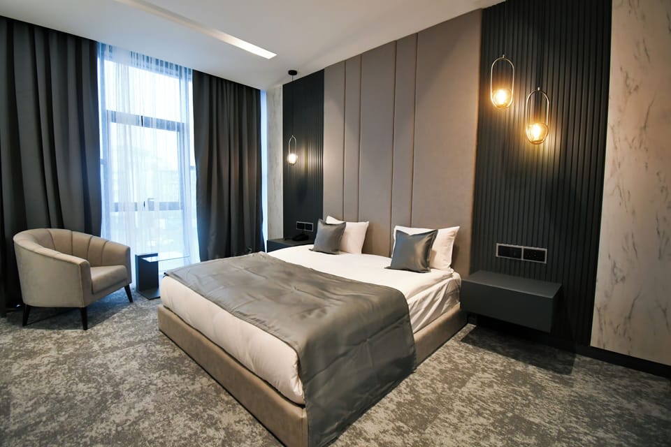 Standard Double Room, City View | Desk, free WiFi, bed sheets