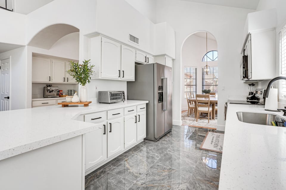 House (4 Bedrooms) | Interior