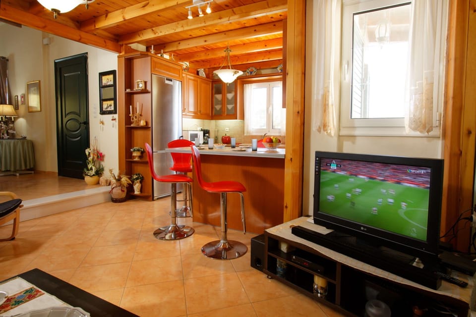 House, Smoking | 3 bedrooms