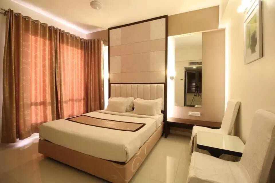 Deluxe Double Room, City View | View from room