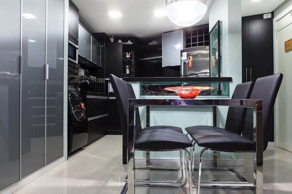 Apartment | Private kitchen | Fridge, microwave, stovetop, blender