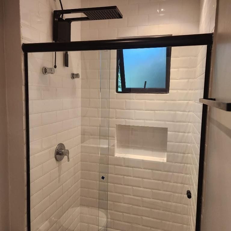 Double Room, Balcony, Garden View | Bathroom | Hair dryer, towels, toilet paper