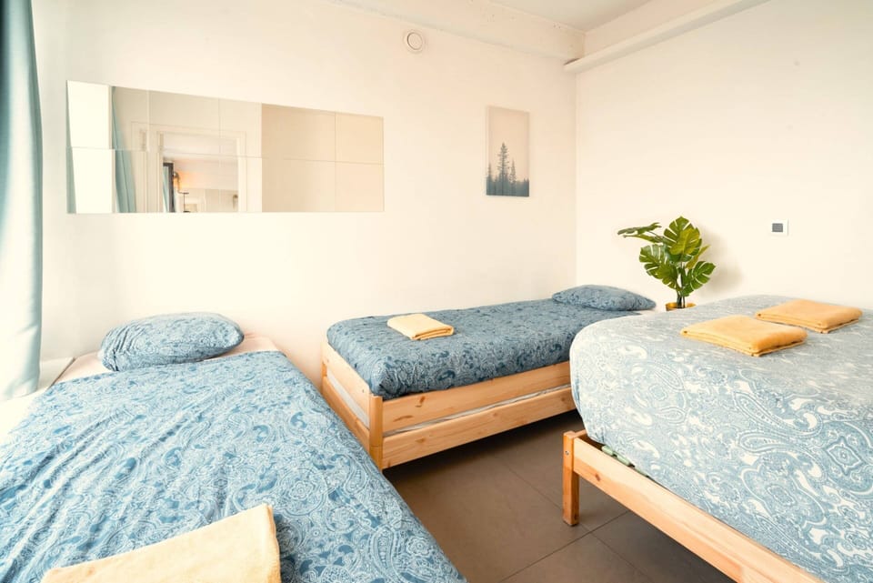 Centrally Located Antwerp Stay for 10 Apartment in Antwerp