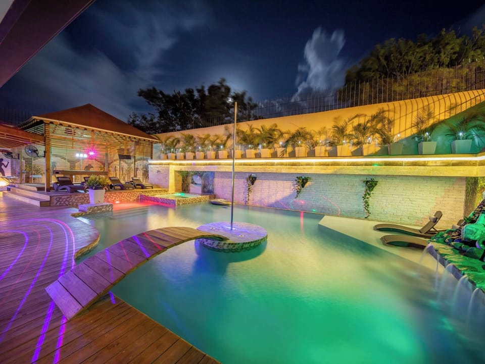 Villa, 6 Bedrooms, Smoking | Pool | Outdoor pool