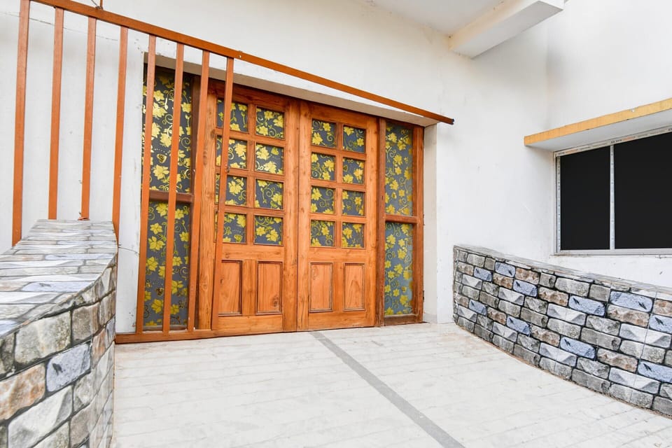 House | Reception