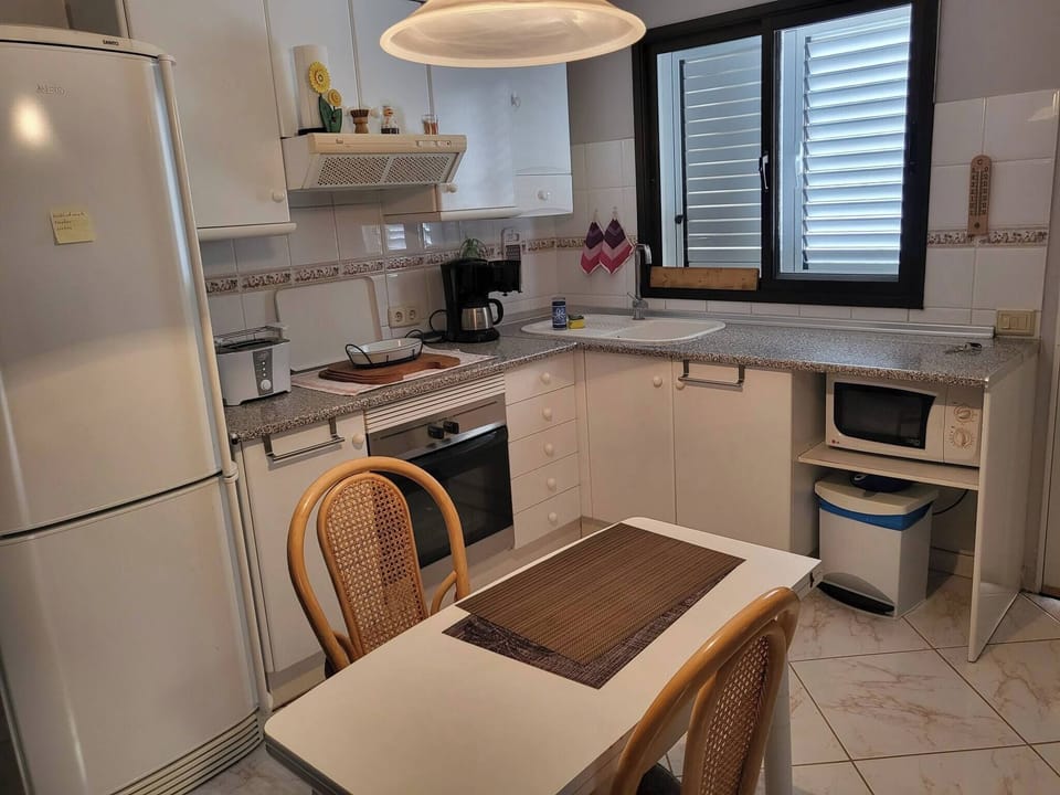 House, 2 Bedrooms, Accessible, Smoking | Interior