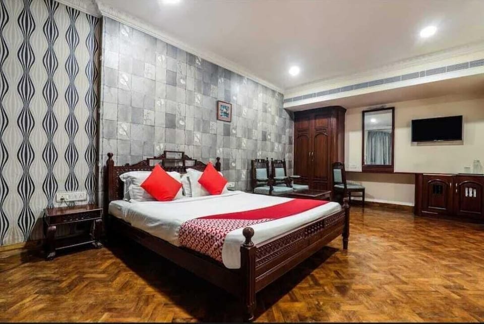 Deluxe Double Room, City View | WiFi (free)