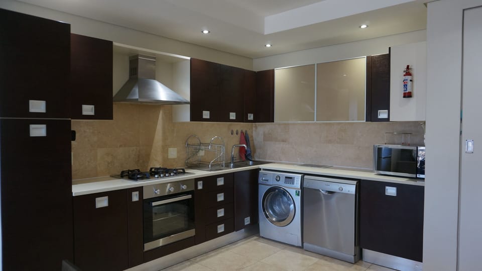 Apartment, 2 Bedrooms, Balcony | Interior