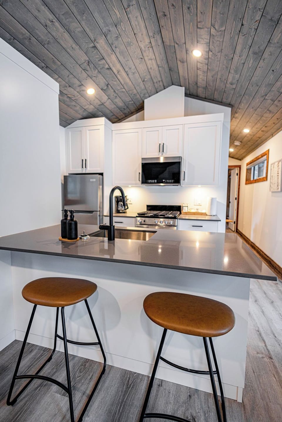Apex Cabin | Private kitchen | Coffee/tea maker, full-size fridge, microwave, stovetop