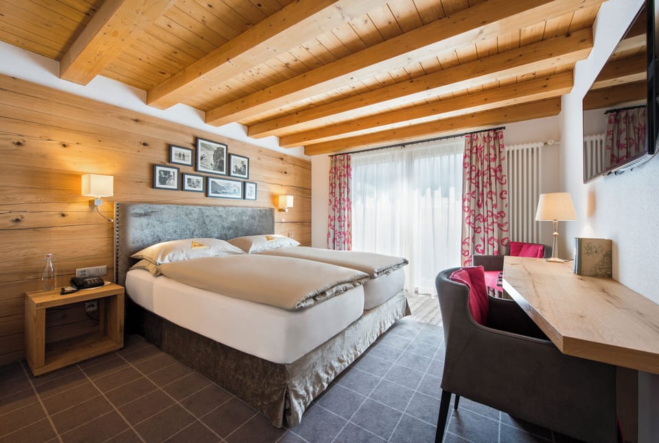Alpine Double Room (Matterhorn View) | Egyptian cotton sheets, premium bedding, down comforters, pillowtop beds