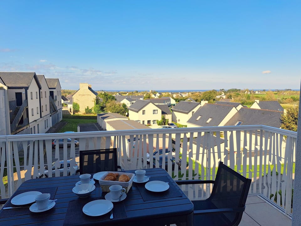 Apartment | Outdoor dining