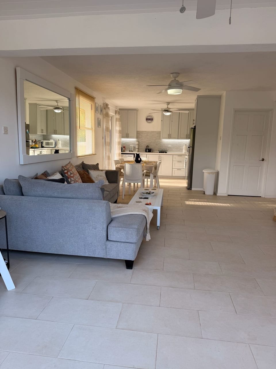 Apartment, 3 Bedrooms, Patio, Garden View | Living area