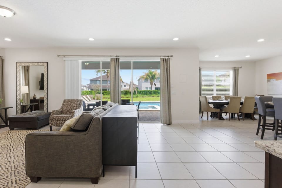 House | 6 bedrooms