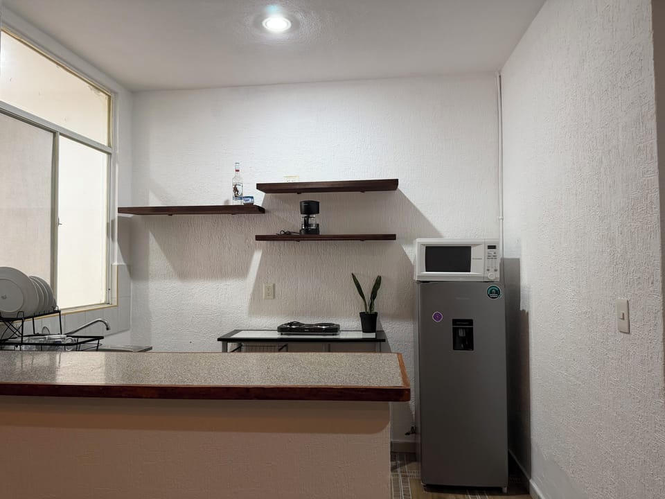House, 2 Bedrooms, Patio | Private kitchen