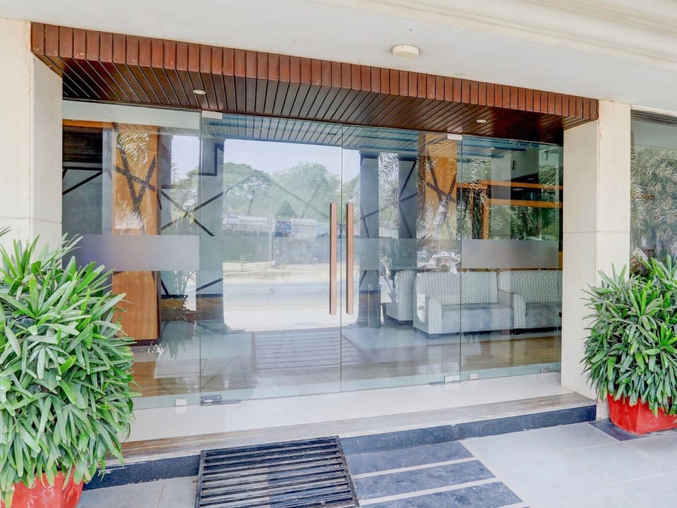 House | Reception