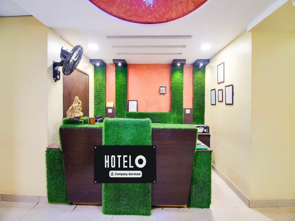 House | Reception