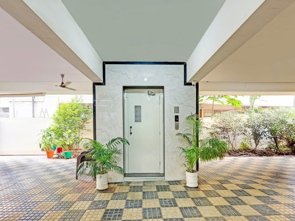 House | Property grounds
