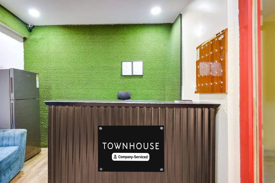 House | Reception