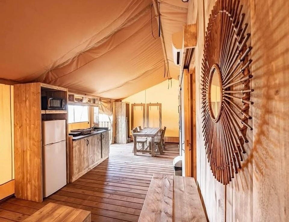 Mobile Home | Private kitchen
