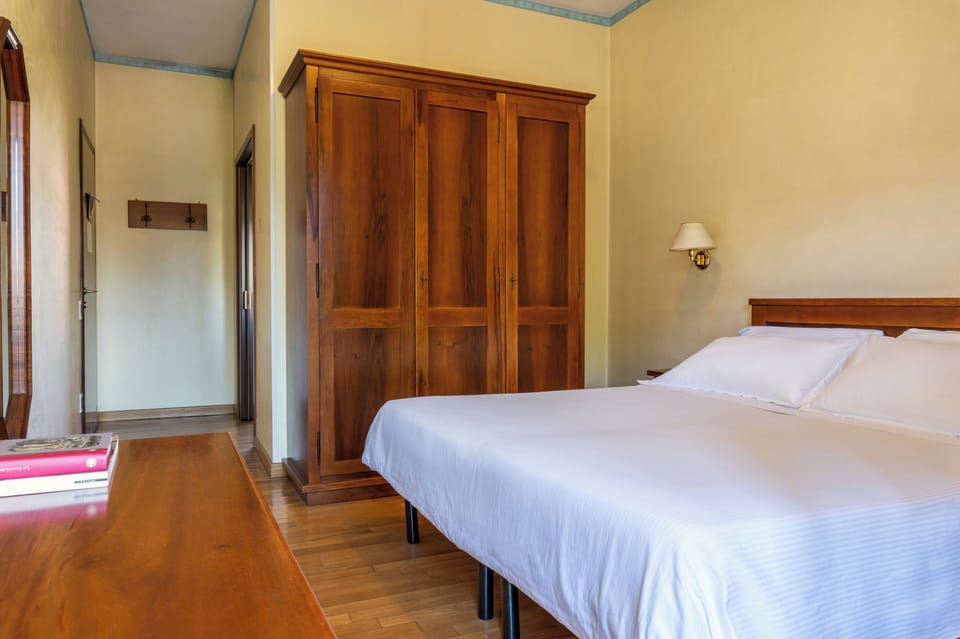 Double Room | In-room safe, desk, soundproofing