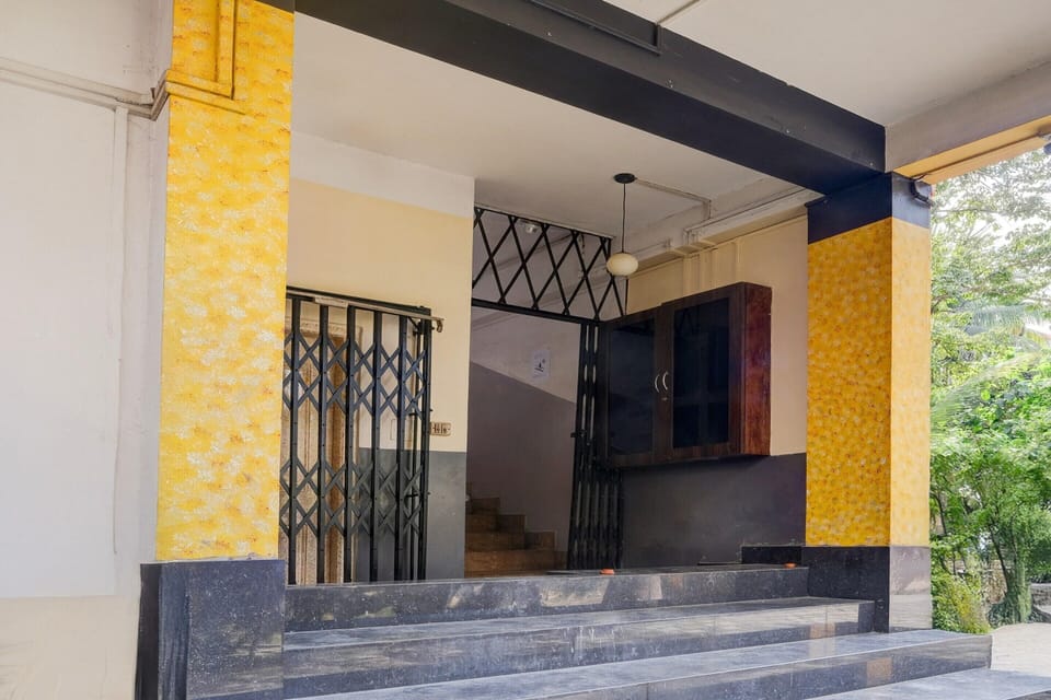 House | Reception