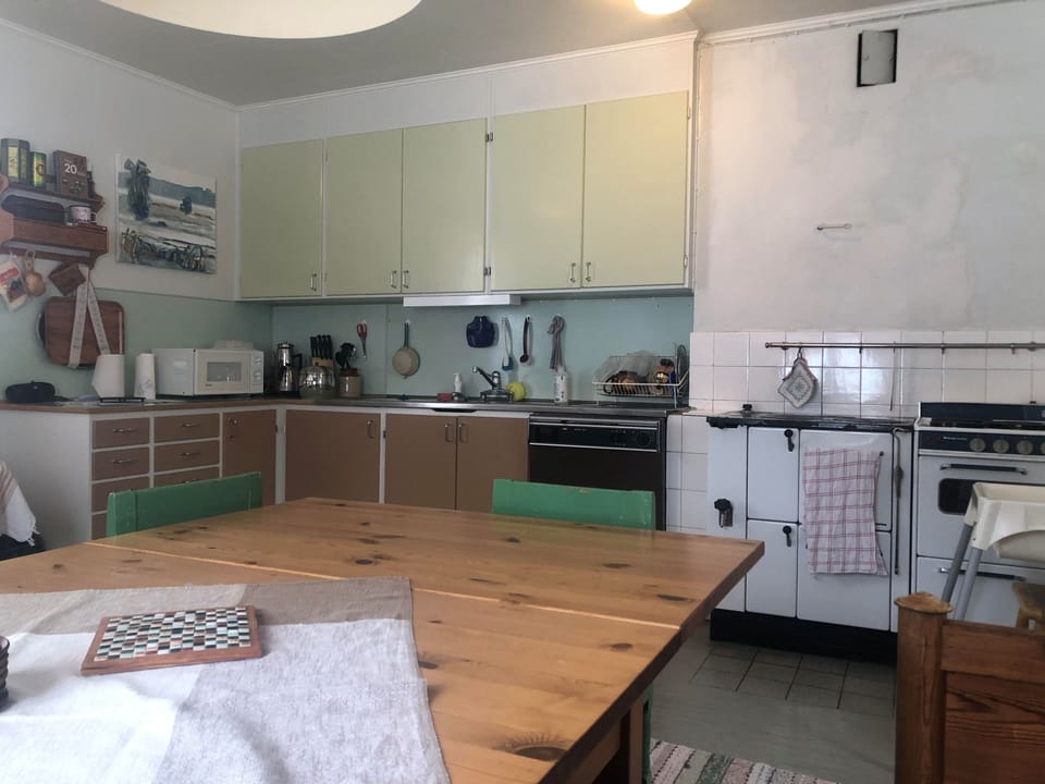 Family House, Hill View | Private kitchen