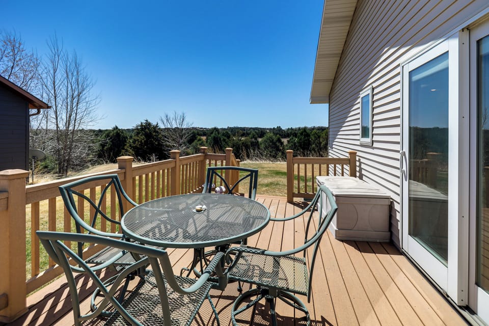 House (3 Bedrooms) | Front of property