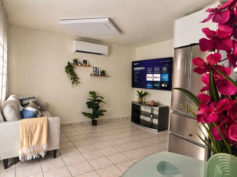 Apartment, City View | Living area