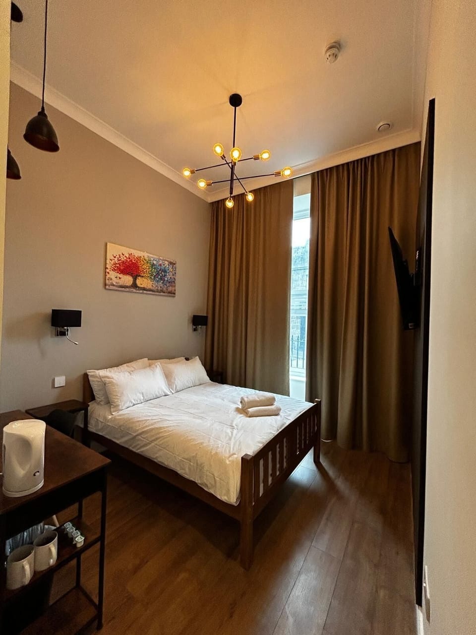 Standard Double Room, Private Bathroom | Blackout drapes, soundproofing, WiFi (free), bed sheets