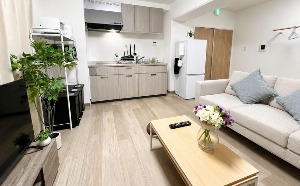Deluxe Apartment, 3 Bedrooms, Non Smoking (101) | Living area